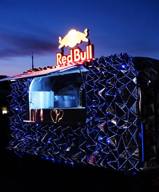 Bereit für das nächste Level: Ein Eventtrailer, der Massstäbe setzt.